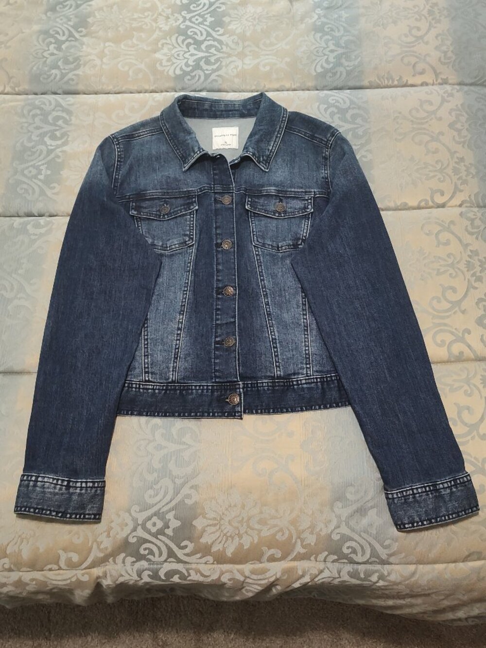 Celebrity Pink blue jean jacket, Excellent used condition, size XL